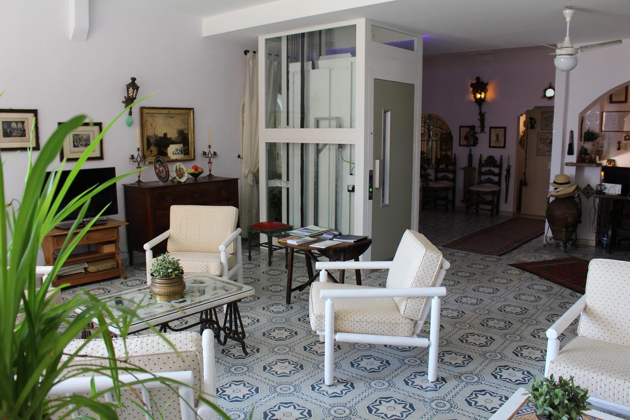 Hotel Villa Mora Giardini-Naxos Extérieur photo