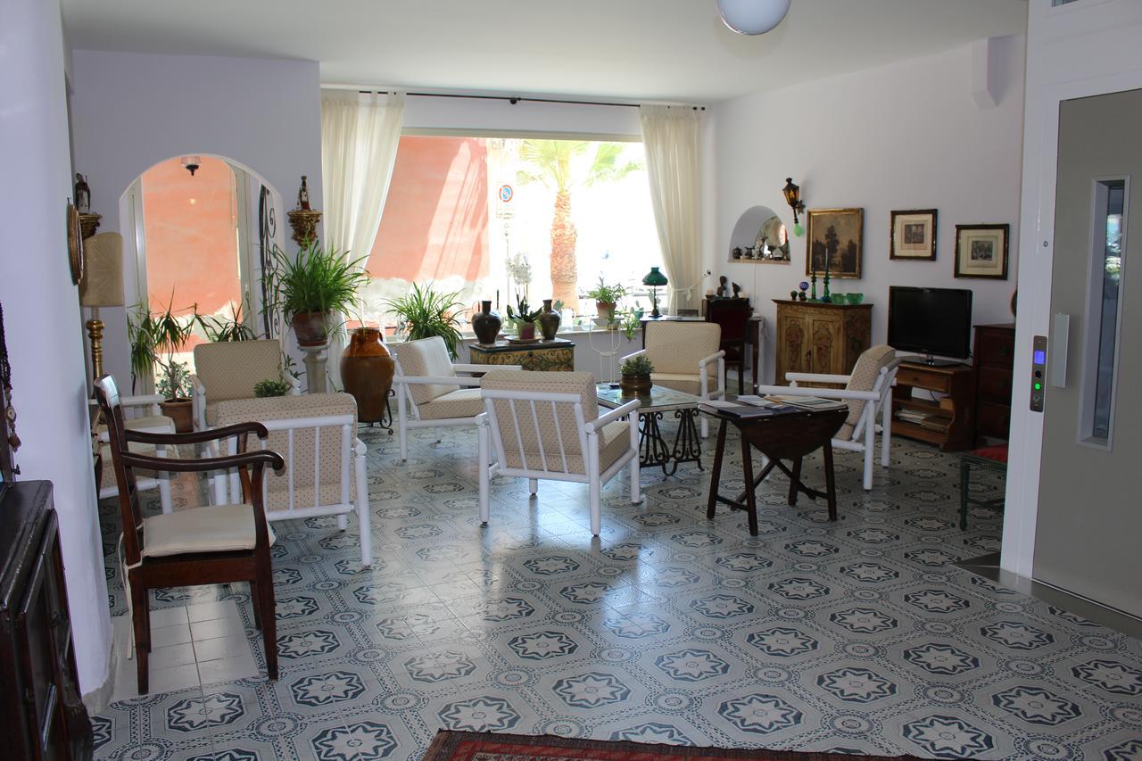 Hotel Villa Mora Giardini-Naxos Extérieur photo