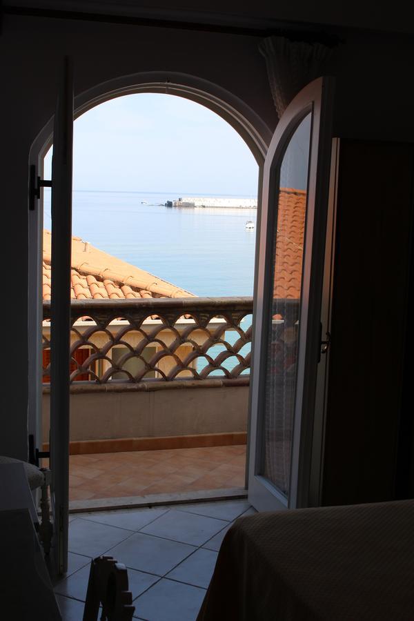 Hotel Villa Mora Giardini-Naxos Extérieur photo